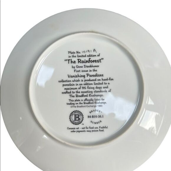 RARE Bradford Exchange "The Rainforest" Plate # 10191A Vanishing Paradises - Picture 3 of 4